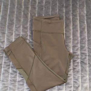 Lululemon Cropped Legging